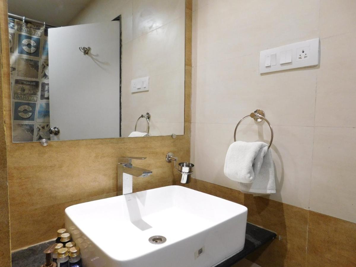 Mundra Hotel Shiva Club And Resort מראה חיצוני תמונה