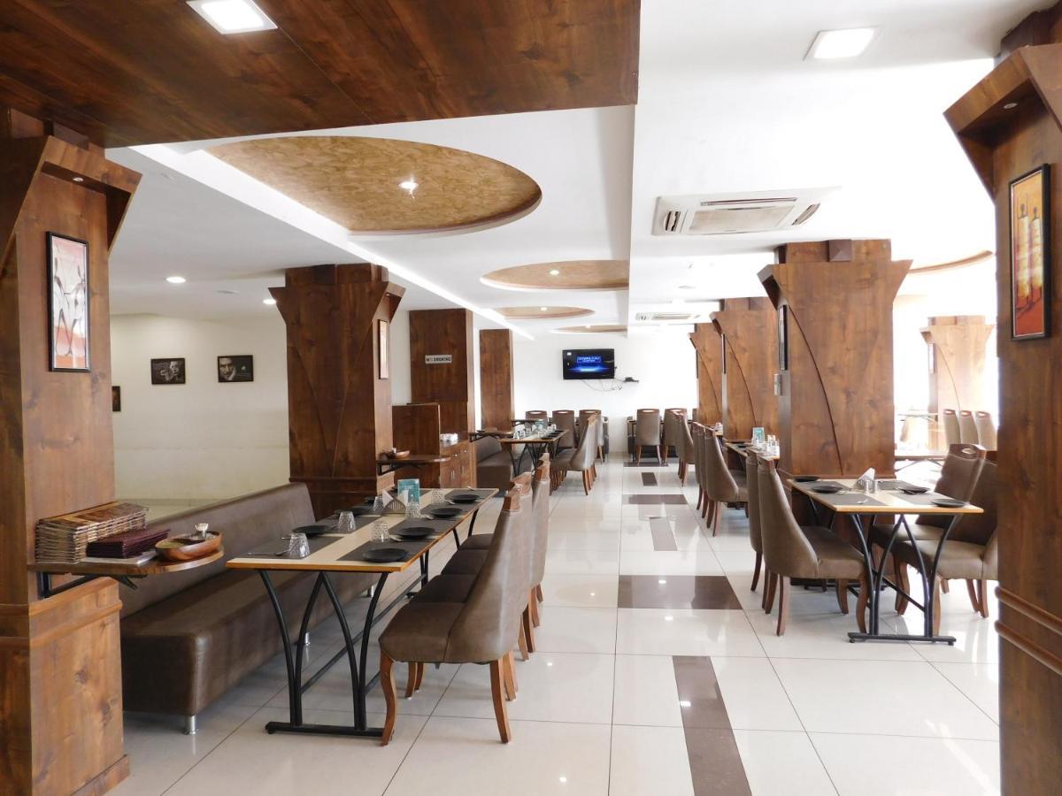 Mundra Hotel Shiva Club And Resort מראה חיצוני תמונה
