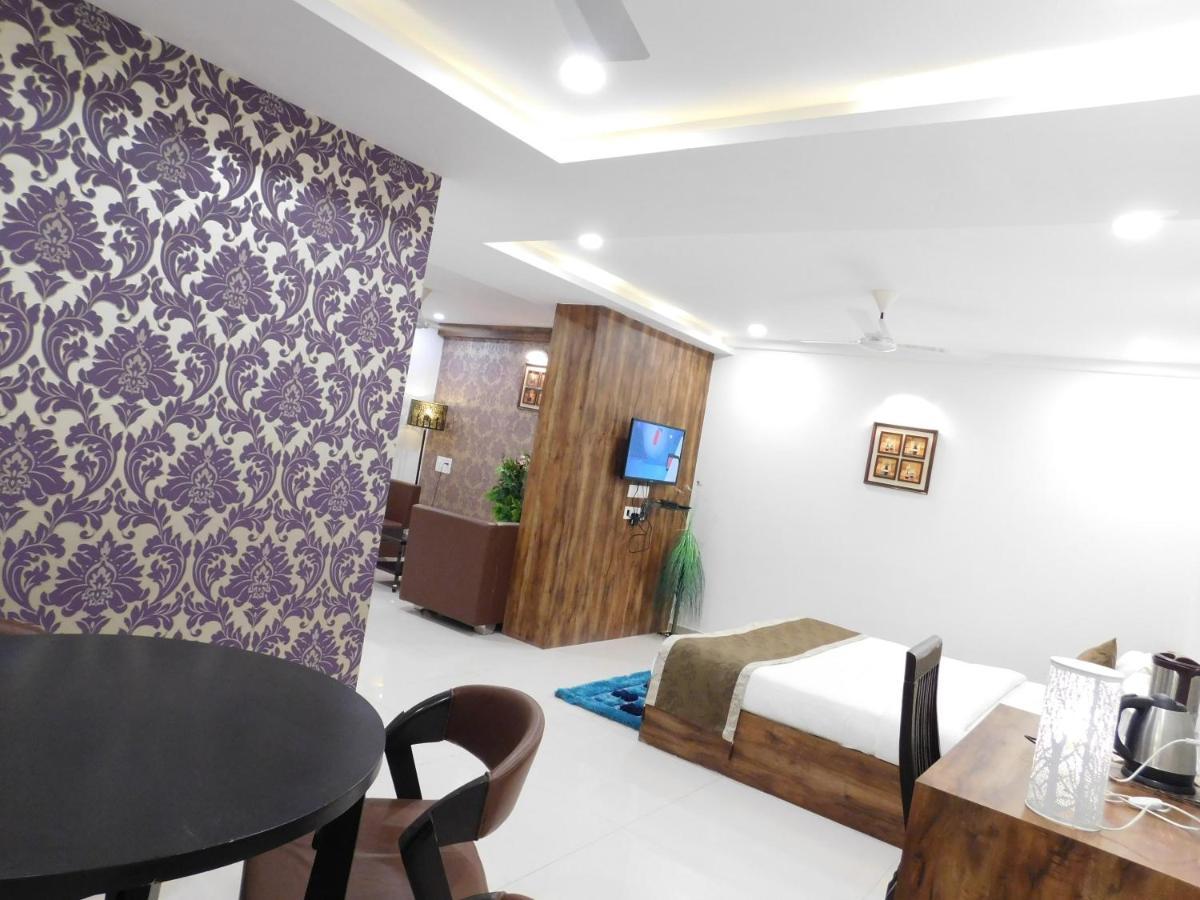 Mundra Hotel Shiva Club And Resort מראה חיצוני תמונה