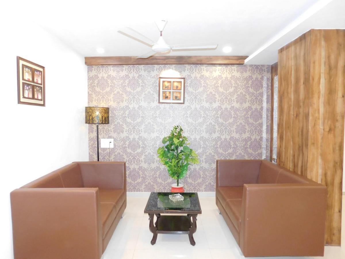 Mundra Hotel Shiva Club And Resort מראה חיצוני תמונה